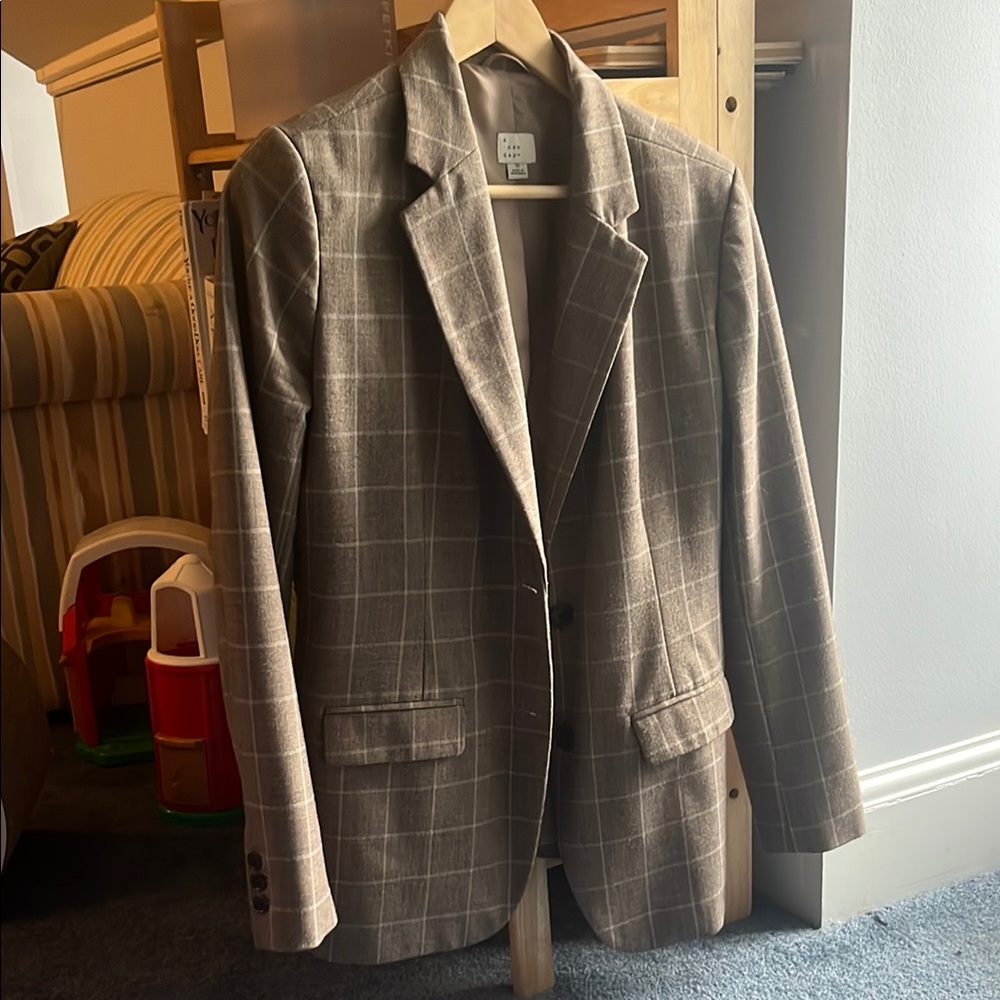 A New Day Tan Plaid Blazer - Picture 2 of 5